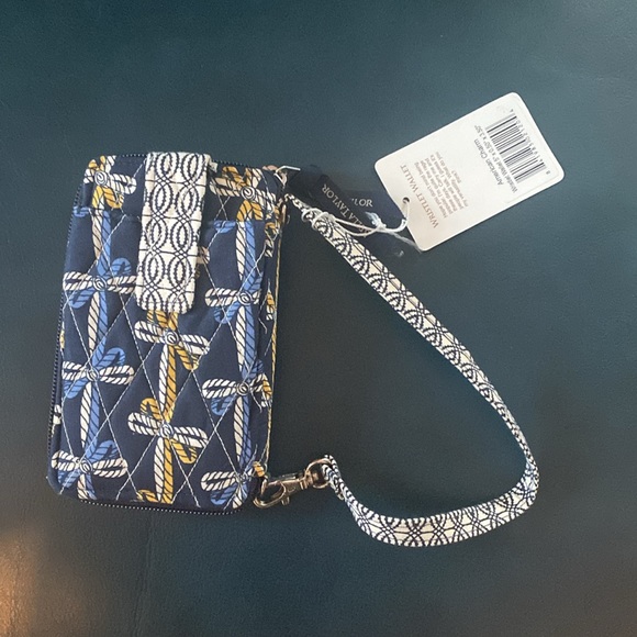 Bella Taylor Wallet Case - Picture 2 of 7